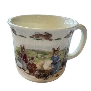 Royal Doulton Mug with Rabbit Design - Cream and Brown